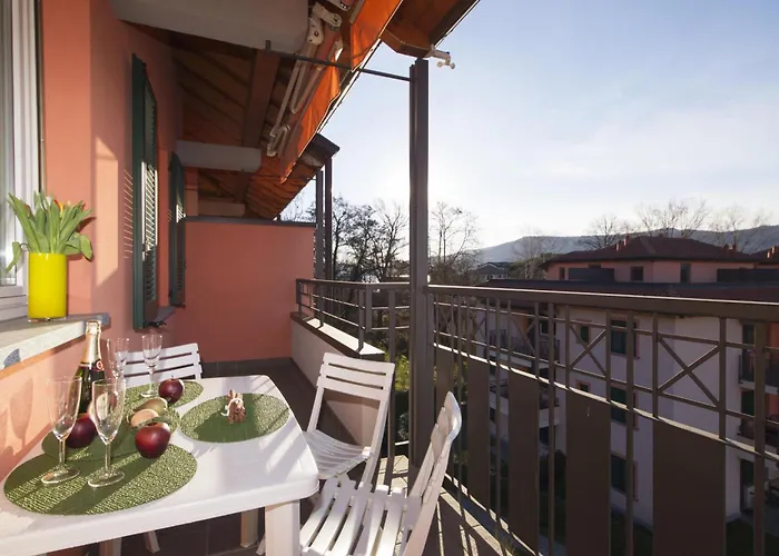 Casa Fiorita Pool And - Happy