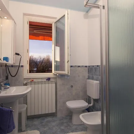 Apartment Casa Fiorita Pool And - Happy